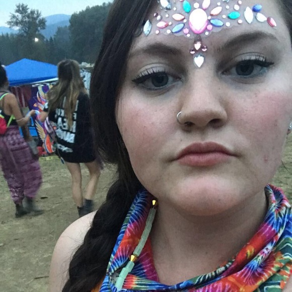 Meet your Posher, Jennifer - Picture 1 of 1